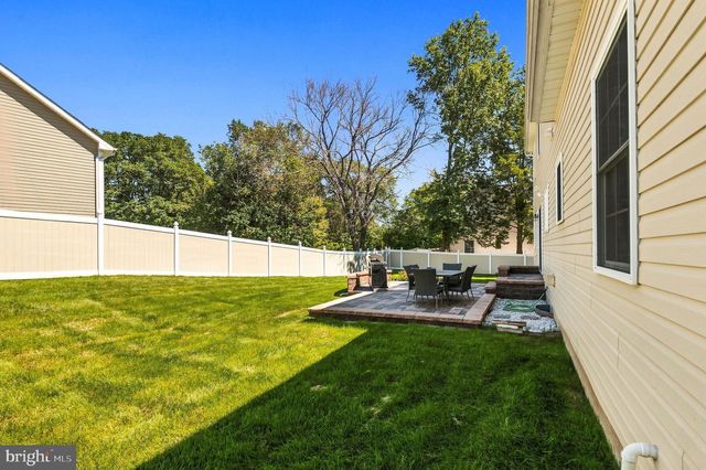 101 CHURCHILL AVE, Somerset, NJ 08873