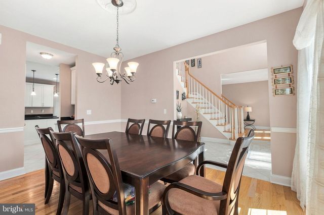 101 CHURCHILL AVE, Somerset, NJ 08873