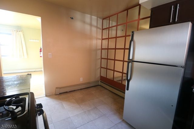 183 Terhune Ave C, Lodi Boro, NJ 07644