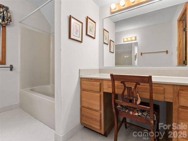 43 Hungryneck Hollow Lane, Saluda, NC 28773
