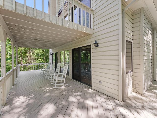 43 Hungryneck Hollow Lane, Saluda, NC 28773