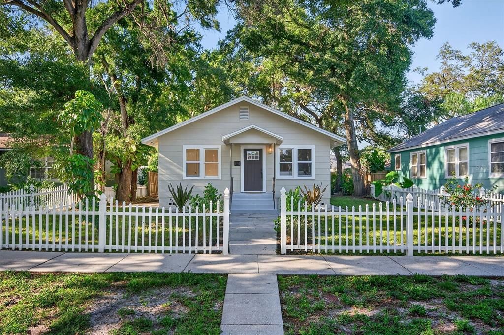 2121 7TH AVENUE N, St Petersburg, FL 33713