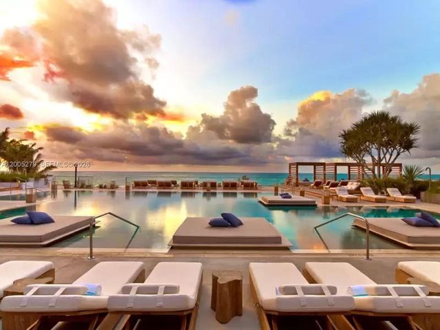 2301 Collins 1011 1011, Miami Beach, FL 33139