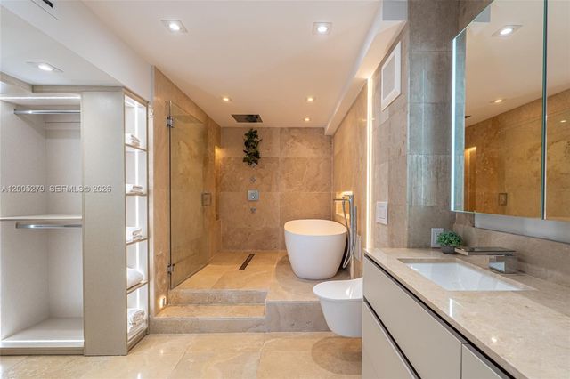 2301 Collins 1011 1011, Miami Beach, FL 33139