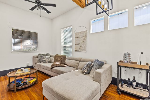 318 Belmont, San Antonio, TX 78202