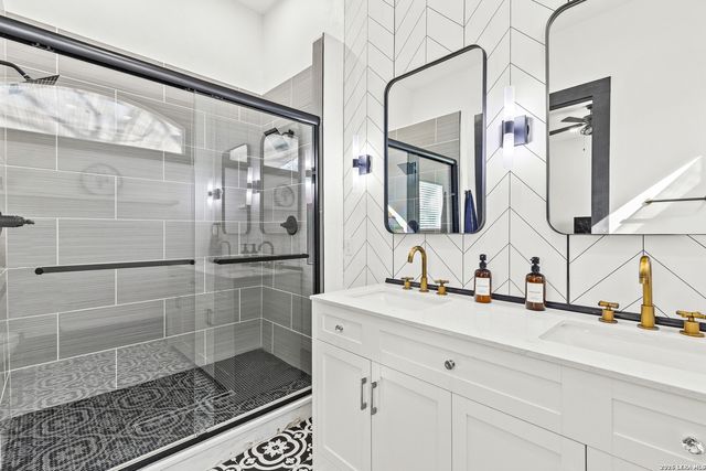 318 Belmont, San Antonio, TX 78202