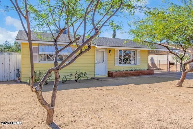 1629 W Bentley Street, Mesa, AZ 85201
