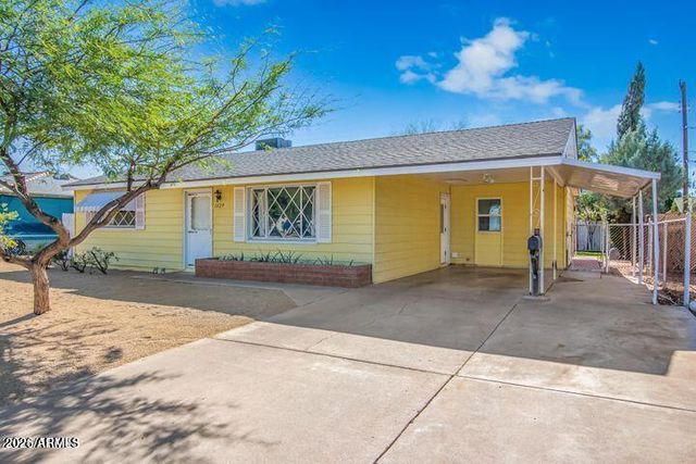 1629 W Bentley Street, Mesa, AZ 85201