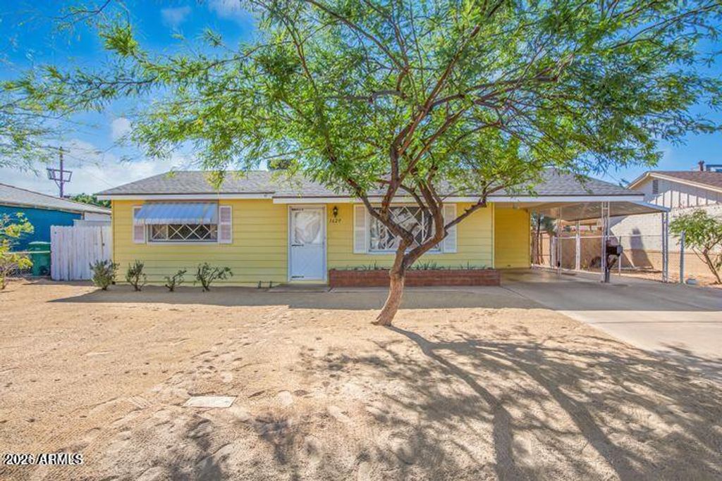 1629 W Bentley Street, Mesa, AZ 85201