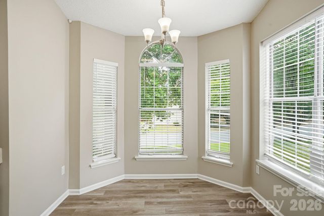 7200 Daerwood Place, Charlotte, NC 28215