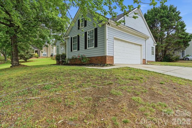 7200 Daerwood Place, Charlotte, NC 28215