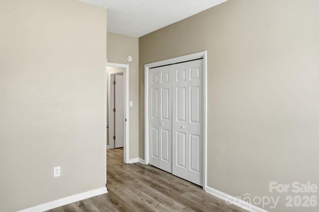 7200 Daerwood Place, Charlotte, NC 28215