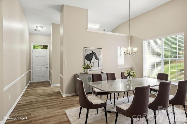 7200 Daerwood Place, Charlotte, NC 28215