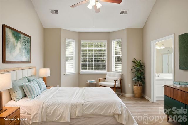 7200 Daerwood Place, Charlotte, NC 28215