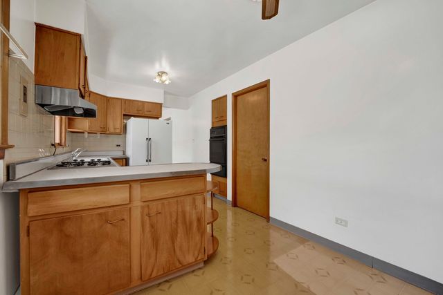 7740 W Belmont Avenue, Chicago, IL 60634