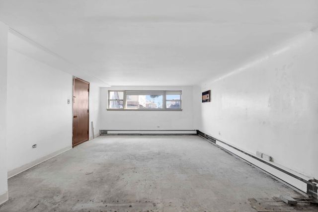 7740 W Belmont Avenue, Chicago, IL 60634