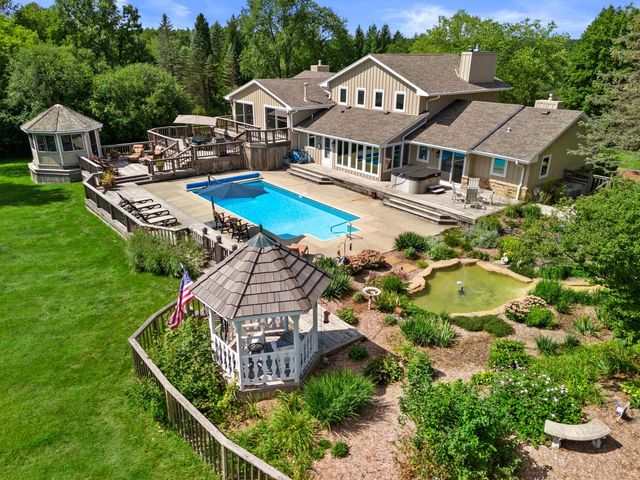 N95W29611 Riverview LANE, Colgate, WI 53017