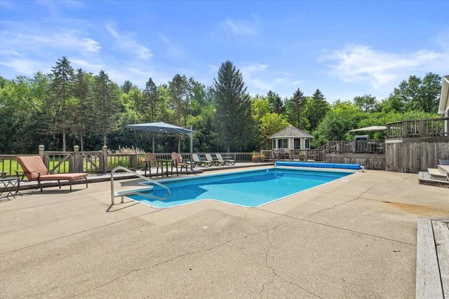 N95W29611 Riverview LANE, Colgate, WI 53017