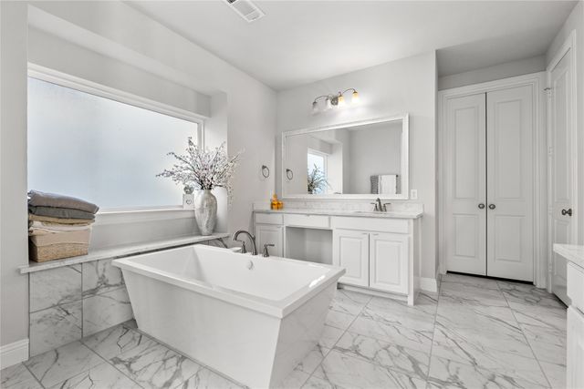 3516 Ithaca Street, Corinth, TX 76208