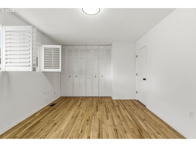 16655 Sw KING CHARLES Ave, King City, OR 97224