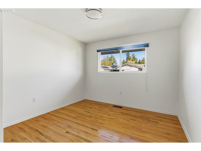 16655 Sw KING CHARLES Ave, King City, OR 97224
