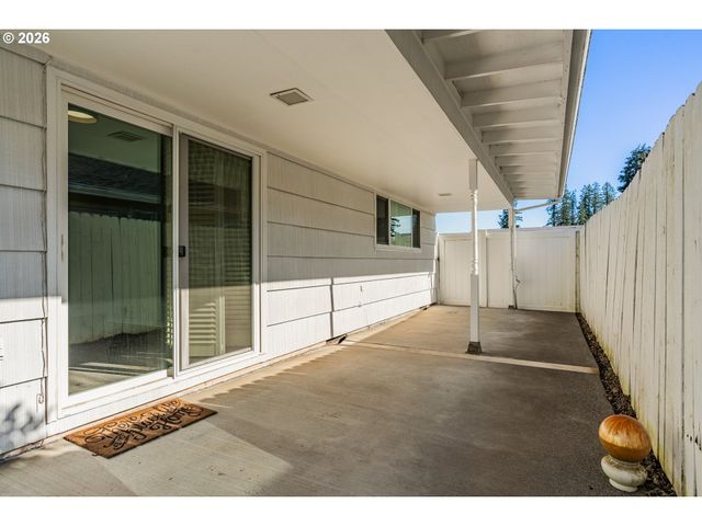 16655 Sw KING CHARLES Ave, King City, OR 97224