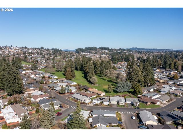 16655 Sw KING CHARLES Ave, King City, OR 97224