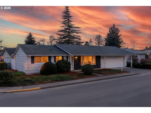 16655 Sw KING CHARLES Ave, King City, OR 97224