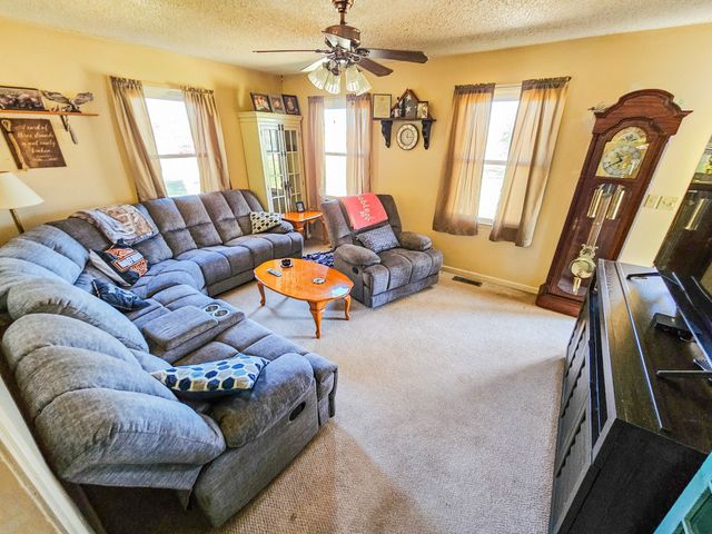 1621 Highway 41A, N, Shelbyville, TN 37160