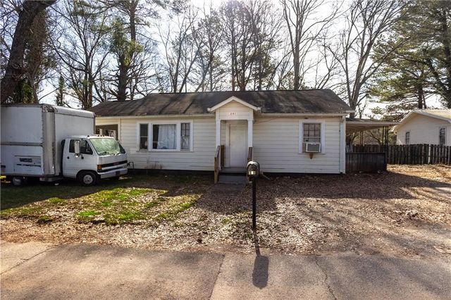 241 E Killian Street, Canton, GA 30114