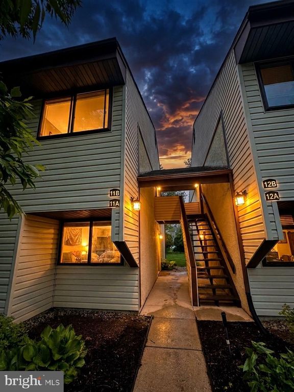 11-B E DAISY LN #B, MOUNT LAUREL, NJ 08054 — exterior