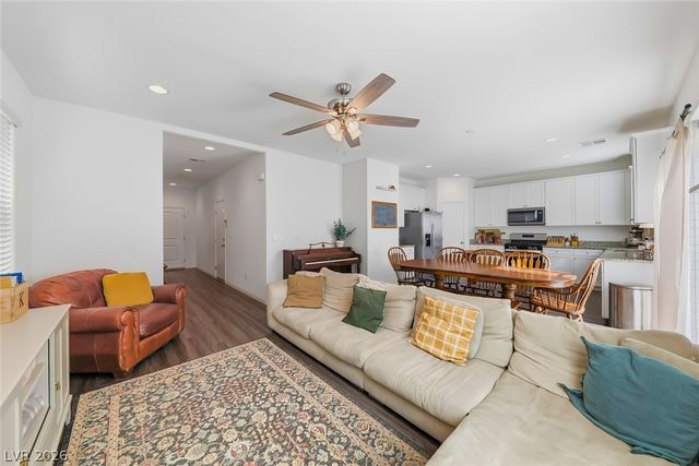 5324 Loxley Court, Las Vegas, NV 89122