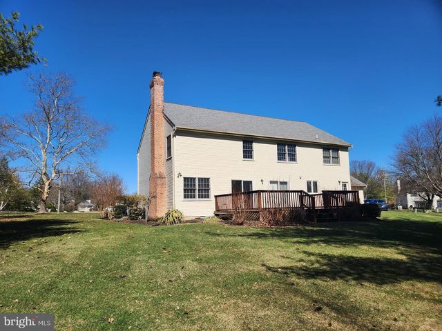 1 CHATSWORTH CT, Lawrenceville, NJ 08648