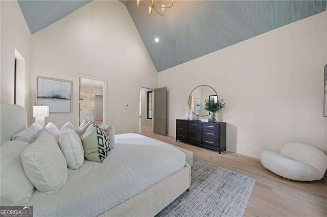 4901 Cambridge Drive, Dunwoody, GA 30338