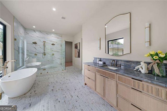 4901 Cambridge Drive, Dunwoody, GA 30338