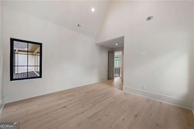 4901 Cambridge Drive, Dunwoody, GA 30338