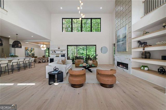4901 Cambridge Drive, Dunwoody, GA 30338