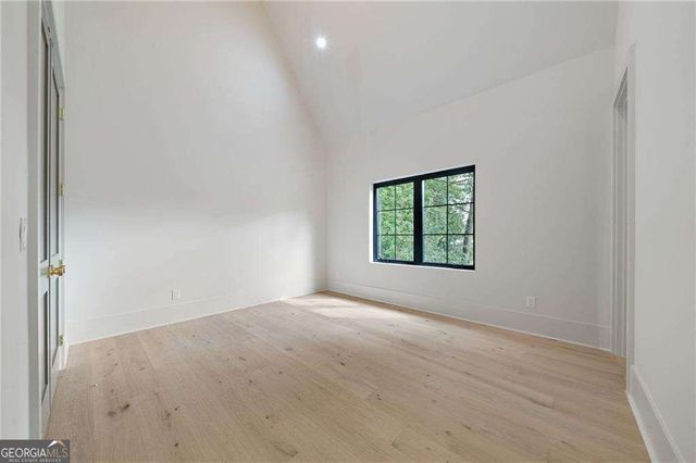 4901 Cambridge Drive, Dunwoody, GA 30338