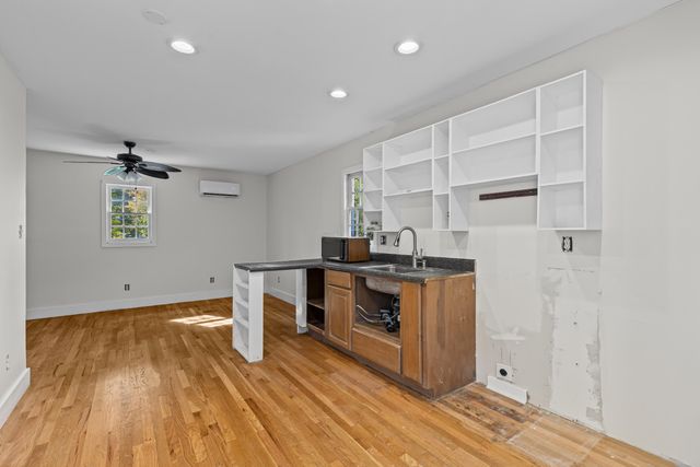 1944 Old Fort Avenue, Charleston, SC 29414