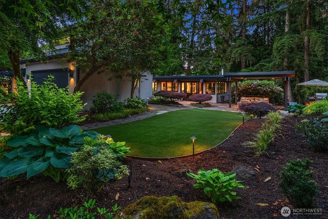 2716 106th Place SE, Beaux Arts, WA 98004