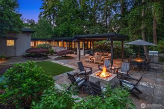 2716 106th Place SE, Beaux Arts, WA 98004