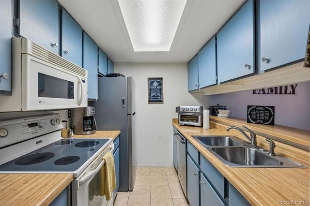 7845 Barbara Ann Drive F, Arvada, CO 80004