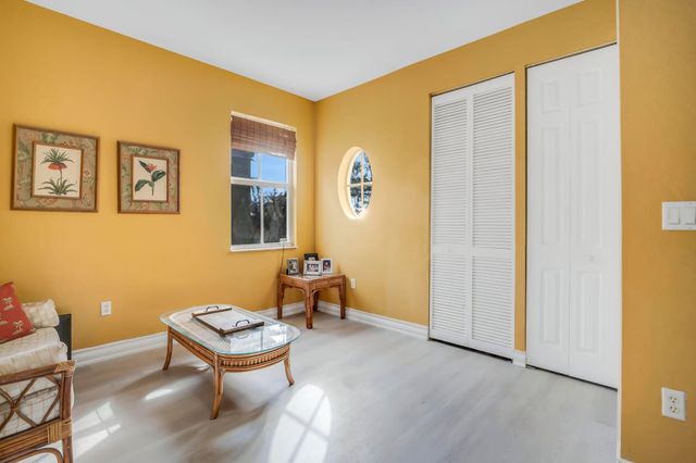 183 Lake Monterey Circle, Boynton Beach, FL 33426