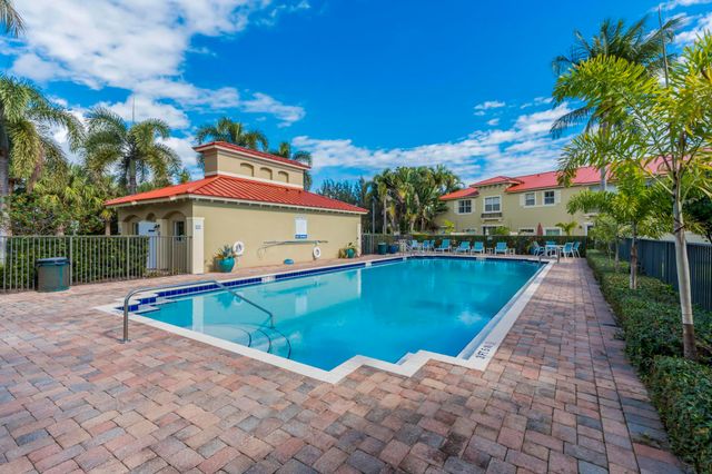 183 Lake Monterey Circle, Boynton Beach, FL 33426