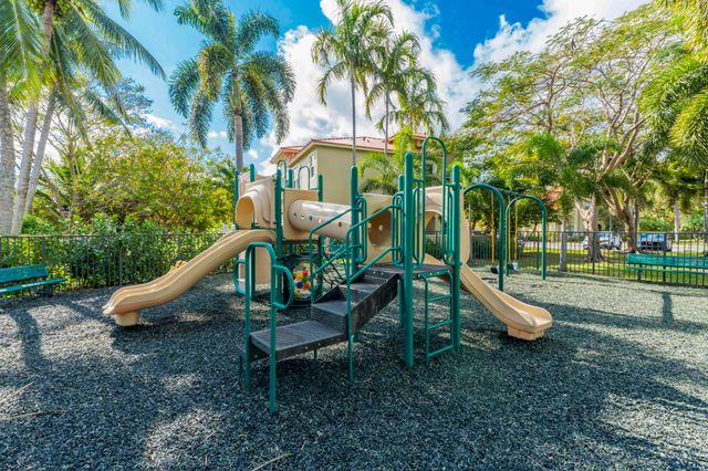 183 Lake Monterey Circle, Boynton Beach, FL 33426