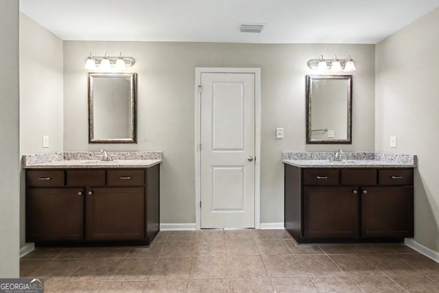 329 Briandwood Drive, Newnan, GA 30265