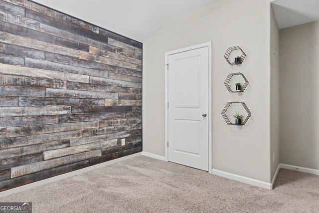329 Briandwood Drive, Newnan, GA 30265