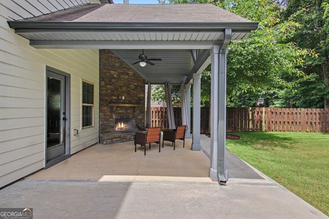 329 Briandwood Drive, Newnan, GA 30265