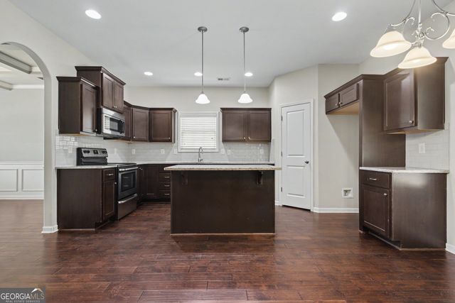 329 Briandwood Drive, Newnan, GA 30265