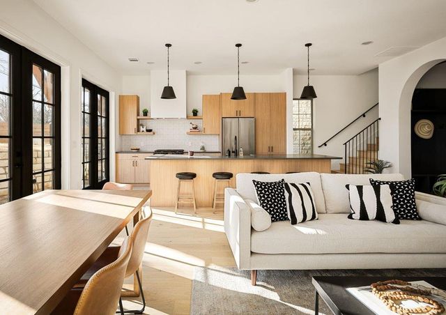 3500 Pecan Springs RD 13, Austin, TX 78723